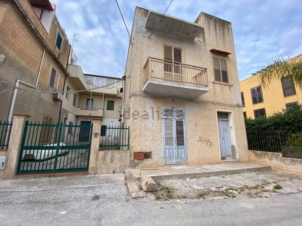 casa indipendente in vendita a Castelvetrano