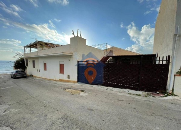 casa indipendente in vendita a Castelvetrano in zona Triscina di Selinunte