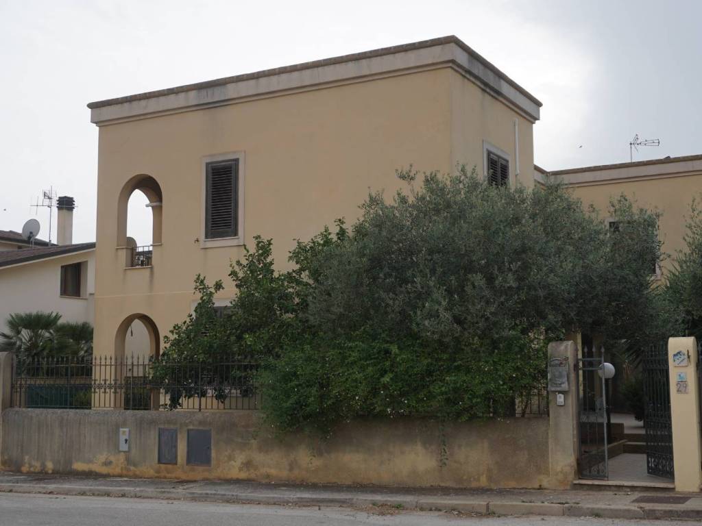 casa indipendente in vendita a Castelvetrano