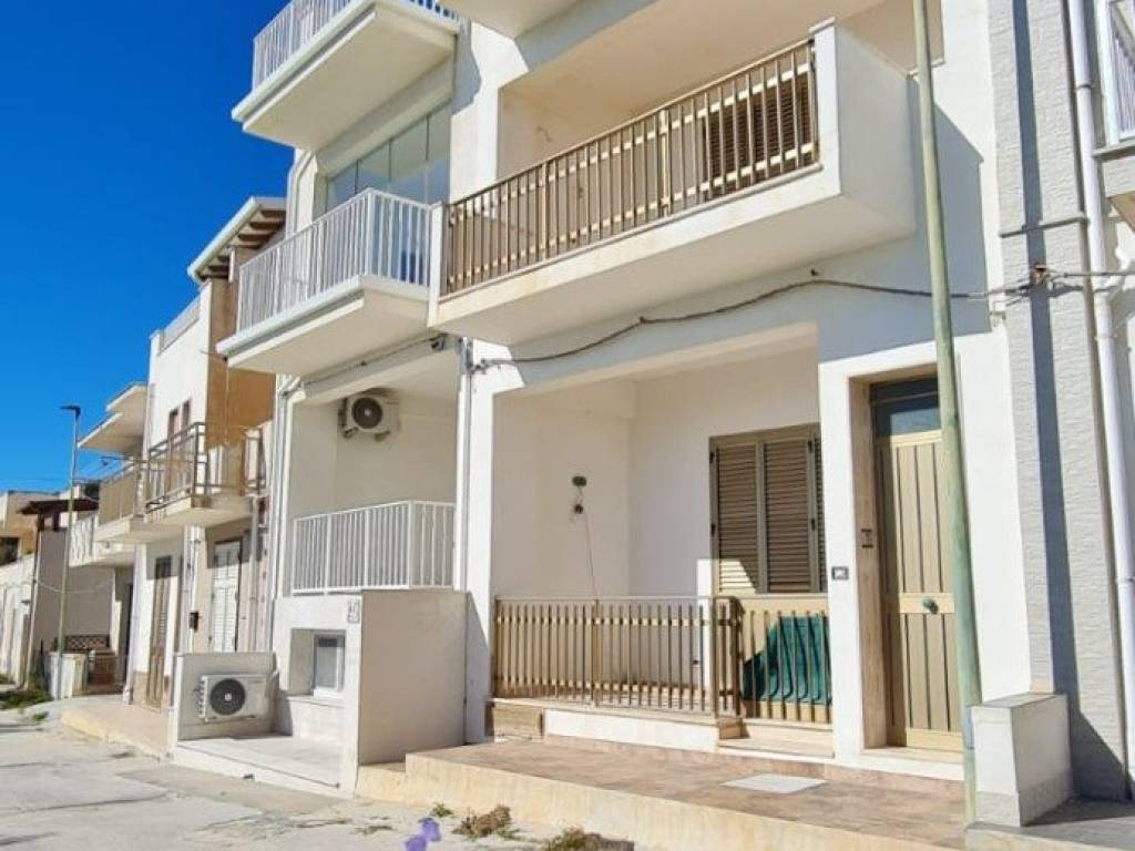 casa indipendente in vendita a Castelvetrano in zona Triscina di Selinunte