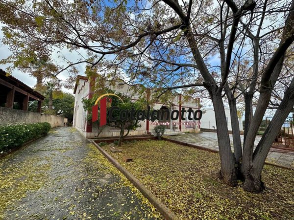 casa indipendente in vendita a Castelvetrano in zona Marinella di Selinunte