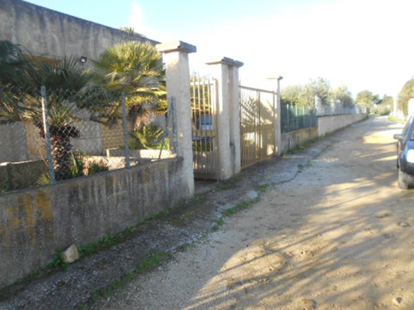 casa indipendente in vendita a Castelvetrano in zona Marinella di Selinunte