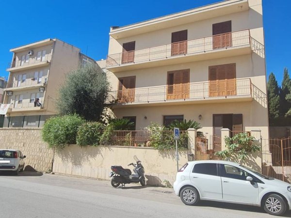 casa indipendente in vendita a Castelvetrano
