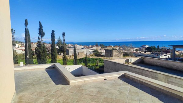 casa indipendente in vendita a Castelvetrano in zona Triscina di Selinunte