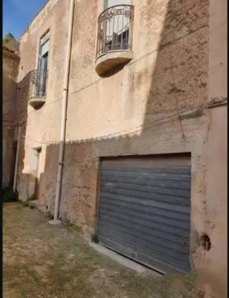 casa indipendente in vendita a Castelvetrano