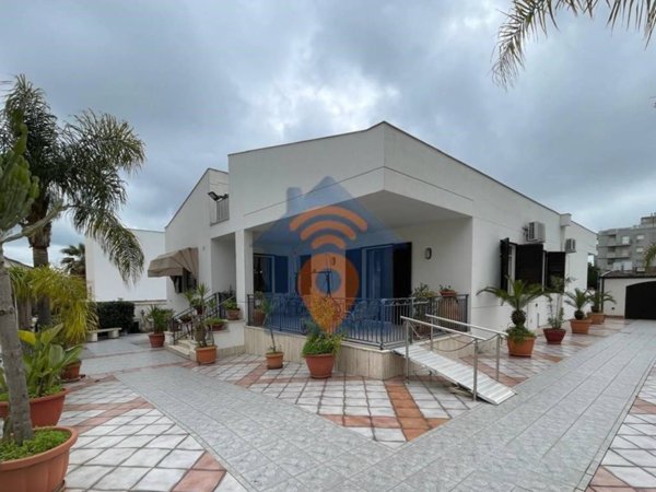 casa indipendente in vendita a Castelvetrano