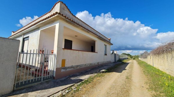 casa indipendente in vendita a Castelvetrano in zona Triscina di Selinunte