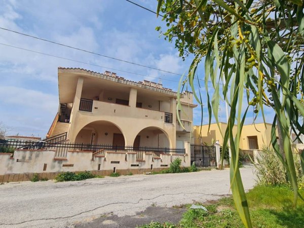 casa indipendente in vendita a Castelvetrano in zona Triscina di Selinunte