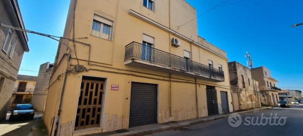 casa indipendente in vendita a Castelvetrano