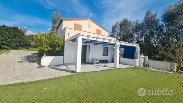 casa indipendente in vendita a Castelvetrano in zona Marinella di Selinunte