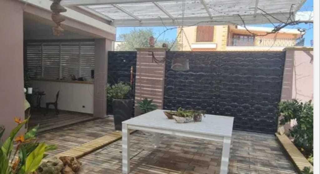 casa indipendente in vendita a Castelvetrano in zona Triscina di Selinunte