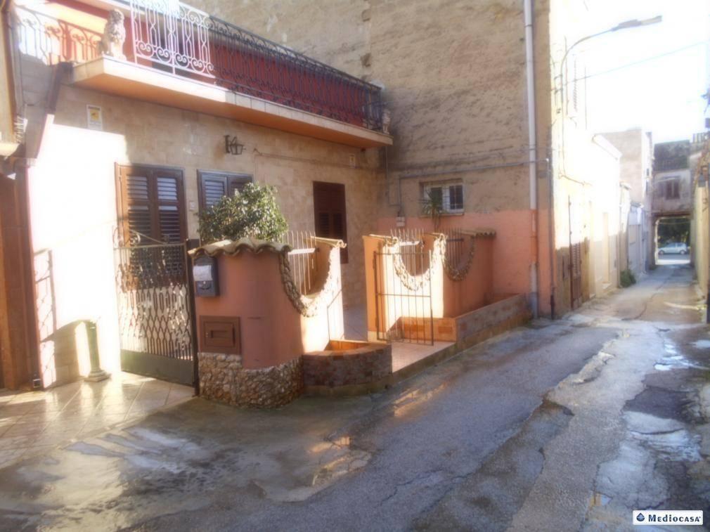 casa indipendente in vendita a Castelvetrano