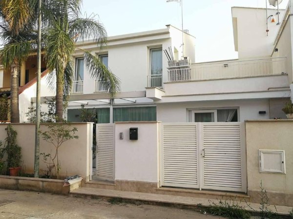 casa indipendente in vendita a Castelvetrano