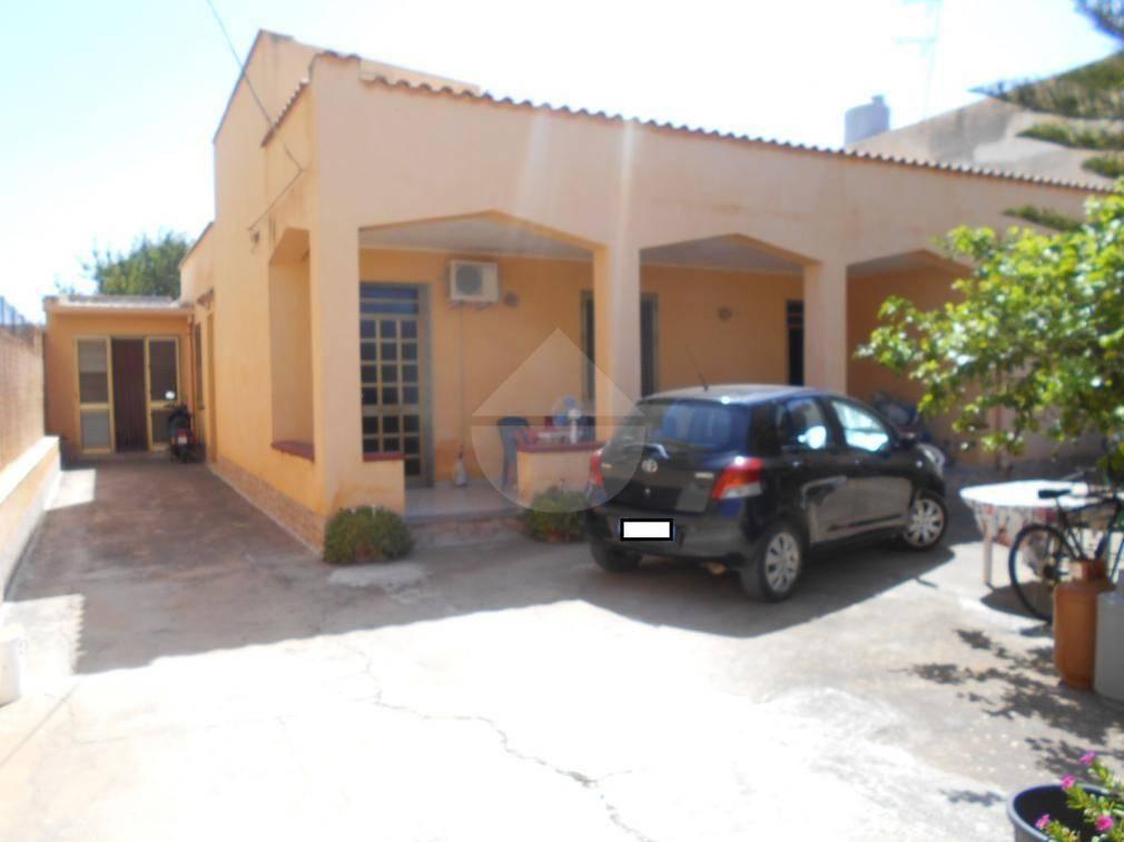 casa indipendente in vendita a Castelvetrano