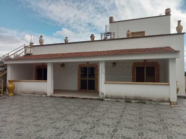 casa indipendente in vendita a Castelvetrano