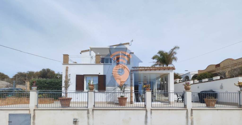 casa indipendente in vendita a Castelvetrano in zona Triscina di Selinunte