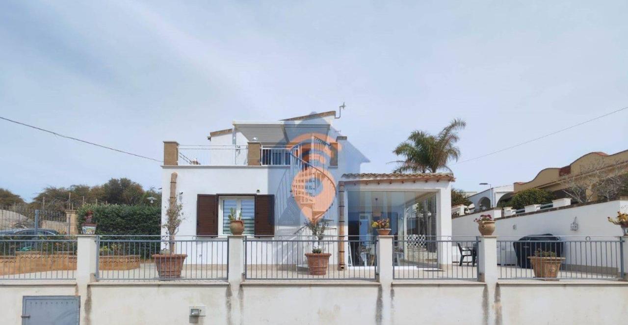 casa indipendente in vendita a Castelvetrano in zona Triscina di Selinunte