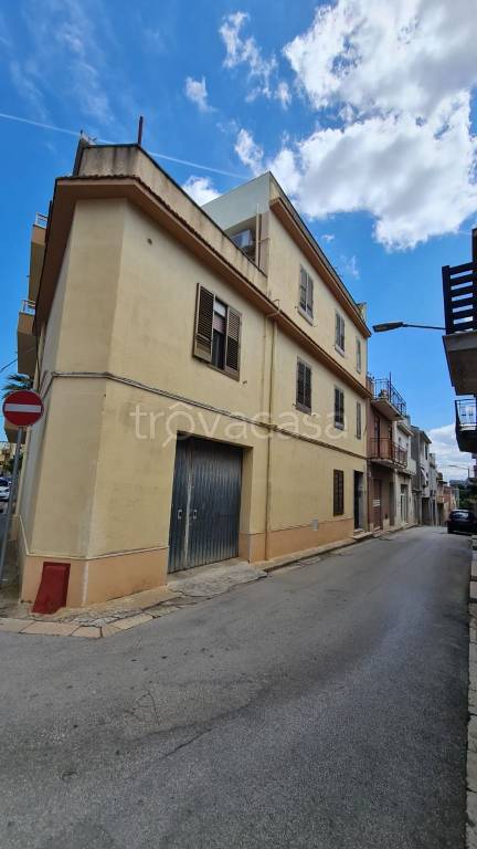casa indipendente in vendita a Castelvetrano