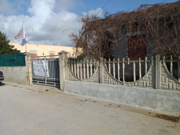 casa indipendente in vendita a Castelvetrano in zona Triscina di Selinunte