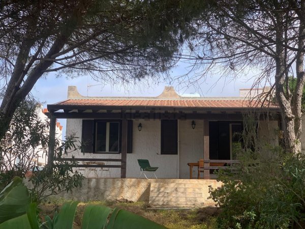 casa indipendente in vendita a Castelvetrano in zona Triscina di Selinunte