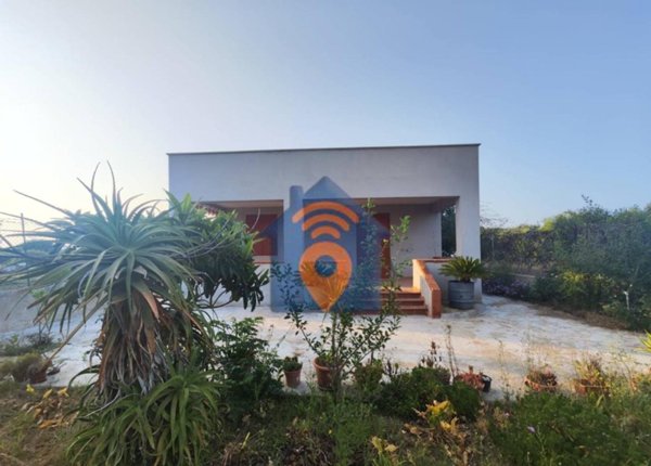 casa indipendente in vendita a Castelvetrano in zona Triscina di Selinunte