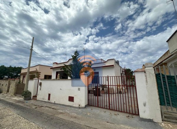 casa indipendente in vendita a Castelvetrano in zona Triscina di Selinunte
