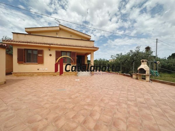 casa indipendente in vendita a Castelvetrano in zona Marinella di Selinunte