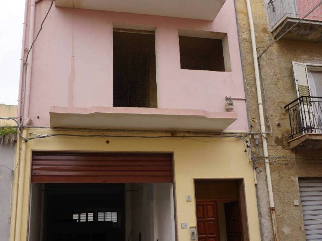casa indipendente in vendita a Castelvetrano