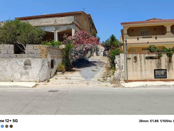 casa indipendente in vendita a Castelvetrano in zona Triscina di Selinunte