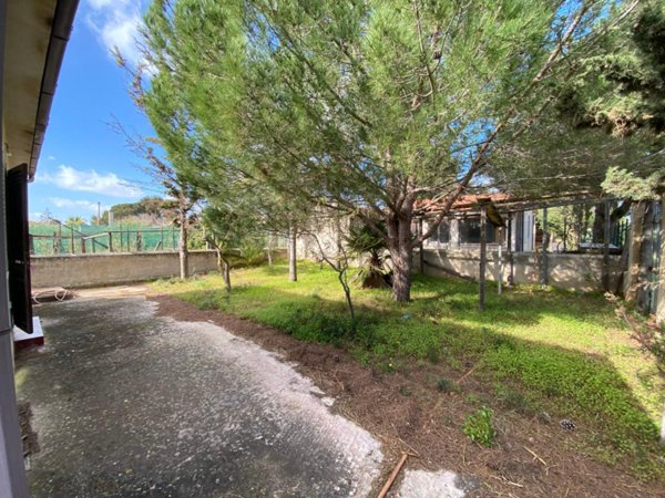 casa indipendente in vendita a Castelvetrano in zona Triscina di Selinunte