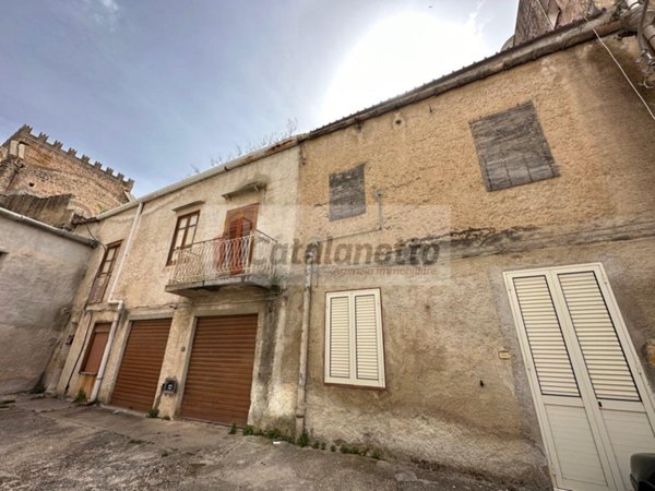 casa indipendente in vendita a Castelvetrano
