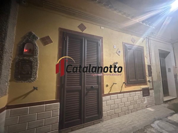 casa indipendente in vendita a Castelvetrano