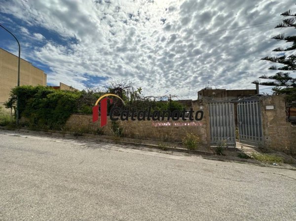 terreno edificabile in vendita a Castelvetrano