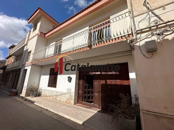 casa indipendente in vendita a Castelvetrano