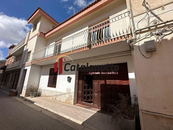 casa indipendente in vendita a Castelvetrano
