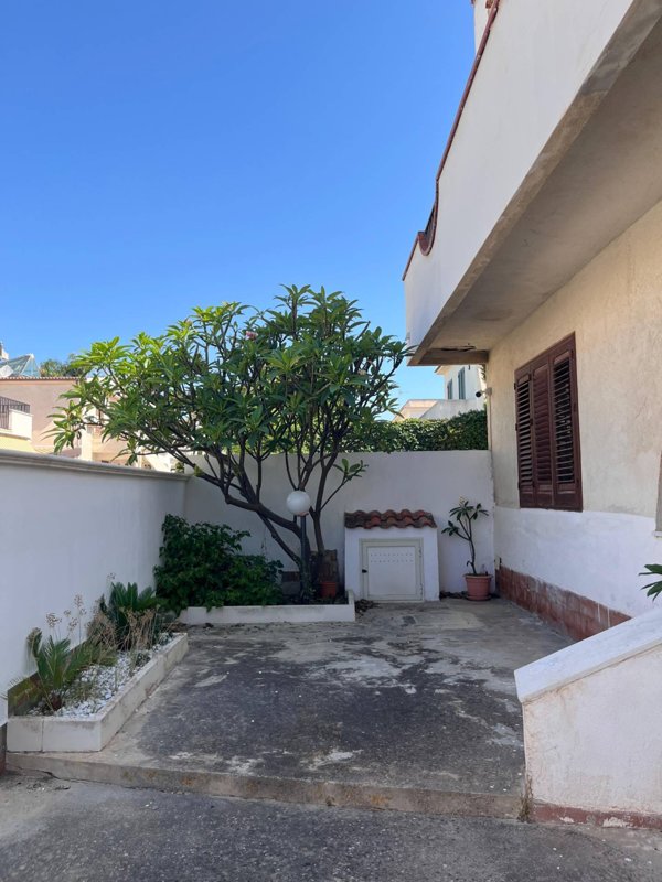 appartamento in vendita a Castelvetrano in zona Marinella di Selinunte