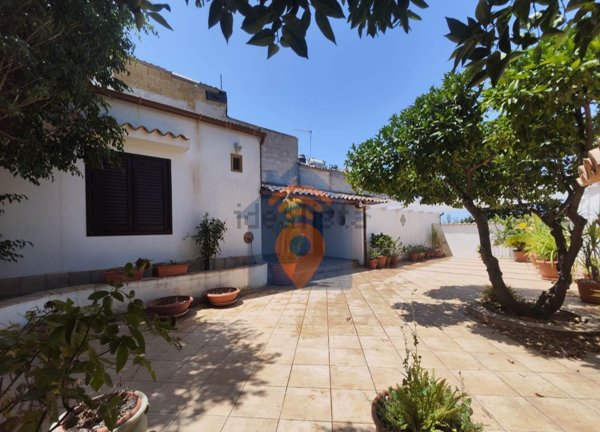 casa indipendente in vendita a Castelvetrano