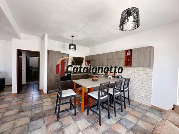 casa indipendente in vendita a Castelvetrano in zona Triscina di Selinunte