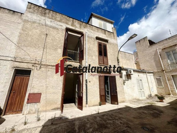 casa indipendente in vendita a Castelvetrano