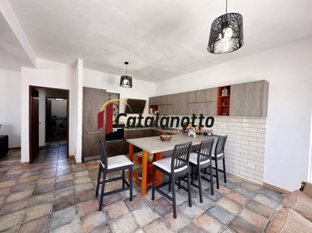 casa indipendente in vendita a Castelvetrano in zona Triscina di Selinunte
