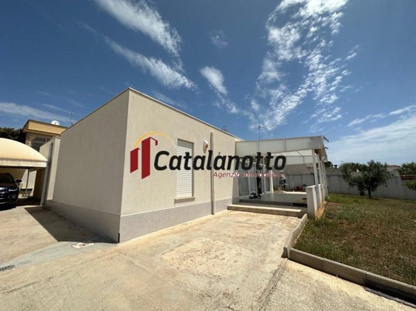 casa indipendente in vendita a Castelvetrano in zona Triscina di Selinunte