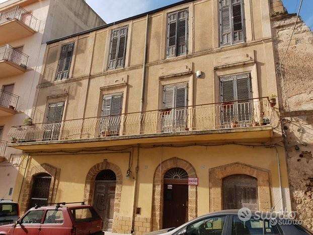 casa indipendente in vendita a Castelvetrano