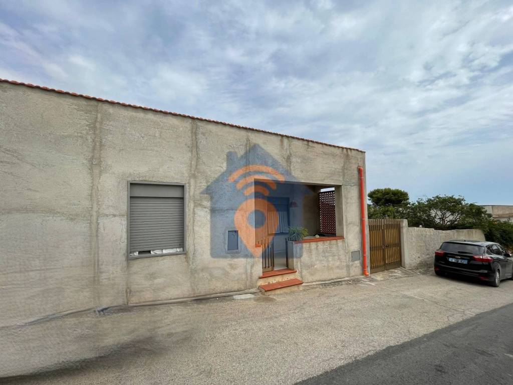 casa indipendente in vendita a Castelvetrano in zona Triscina di Selinunte