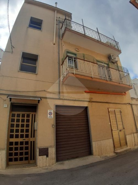 casa indipendente in vendita a Castelvetrano