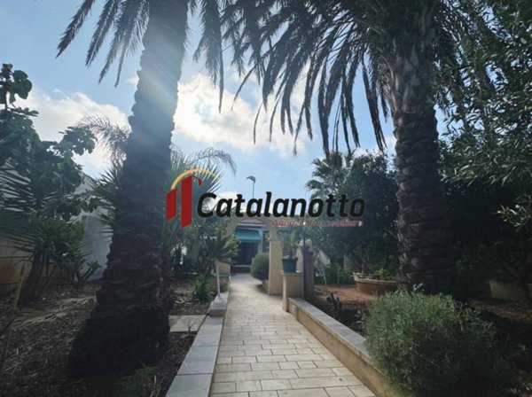 casa indipendente in vendita a Castelvetrano in zona Marinella di Selinunte