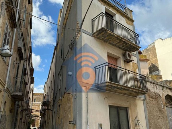 intera palazzina in vendita a Castelvetrano