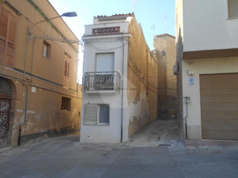 casa indipendente in vendita a Castelvetrano