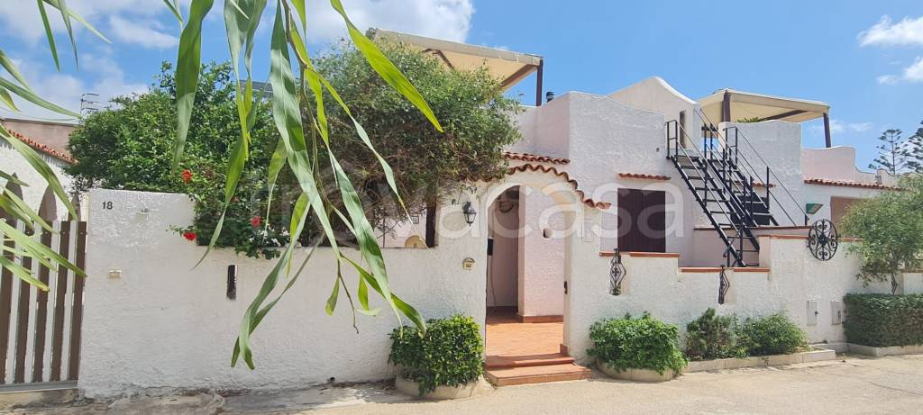 casa indipendente in vendita a Castelvetrano in zona Triscina di Selinunte