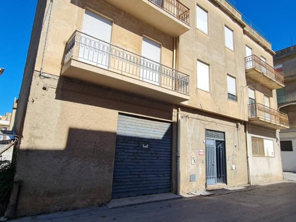 casa indipendente in vendita a Castelvetrano