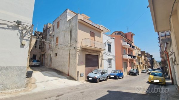 casa indipendente in vendita a Castelvetrano
